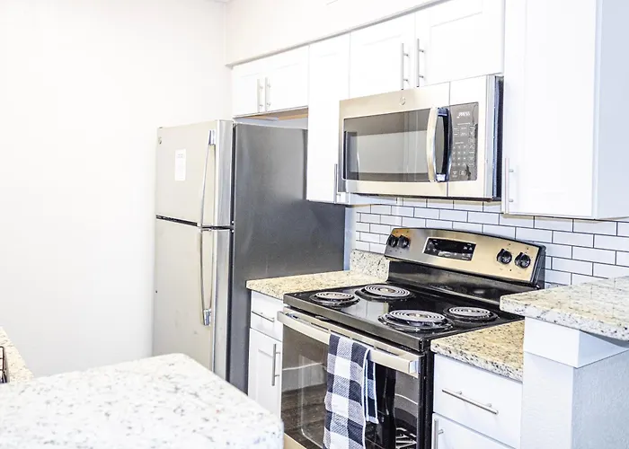 Walk To At&T Stadium , Globelife From Cozy 2Bd/Ba Apartment