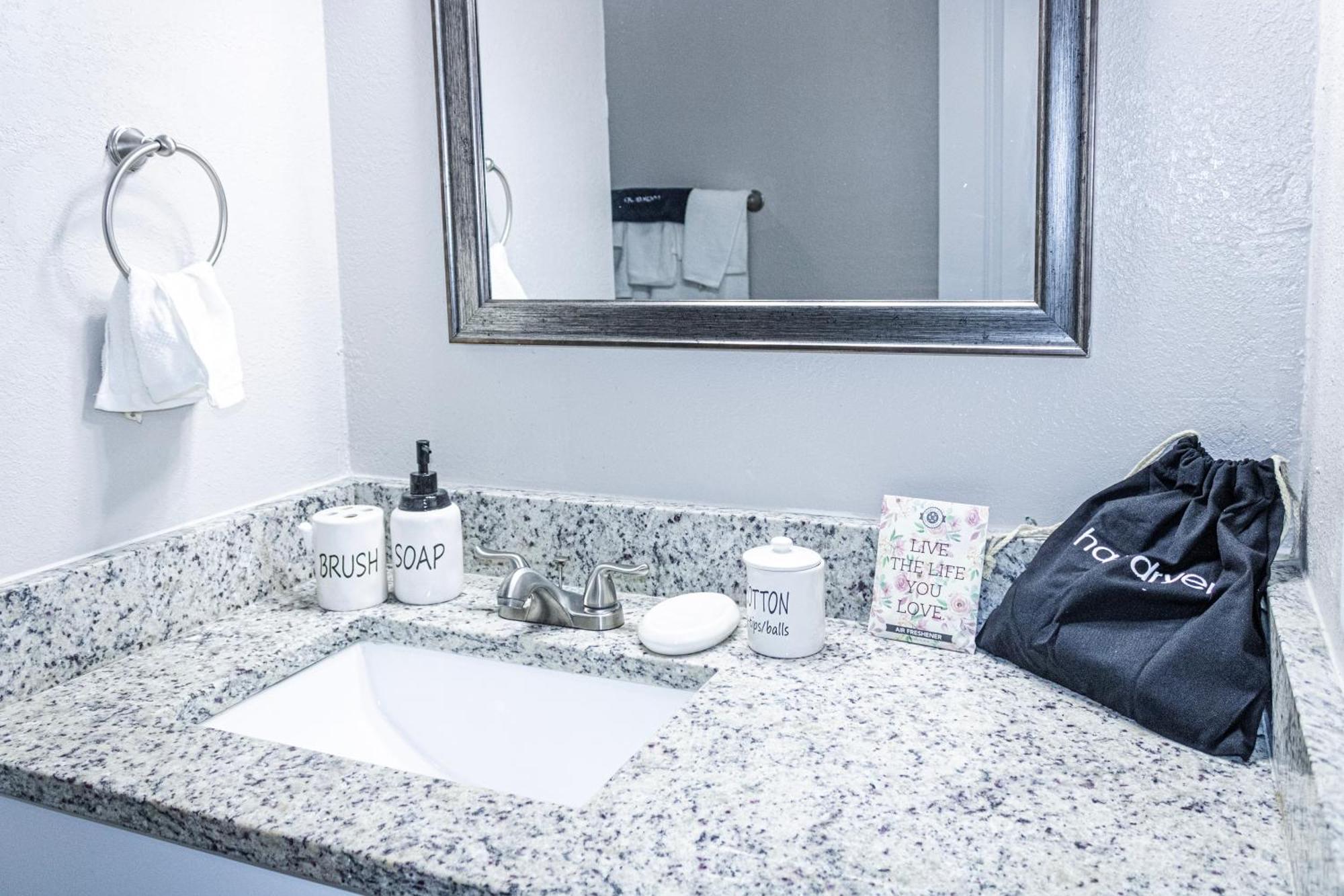 Walk To At&t Stadium , Globelife From Cozy 2bd/ba Appartamento