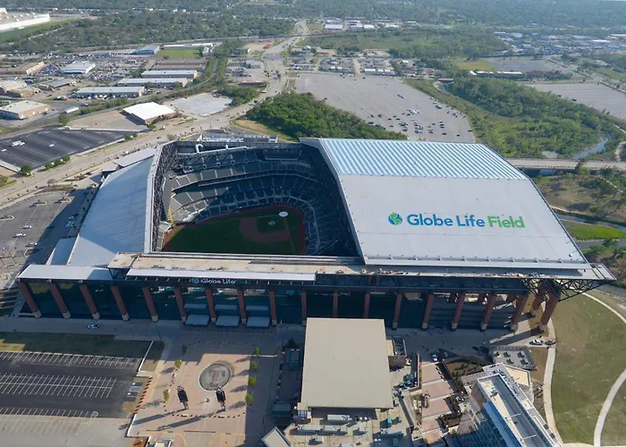 Walk To At&T Stadium , Globelife From Cozy 2Bd/Ba Apartment